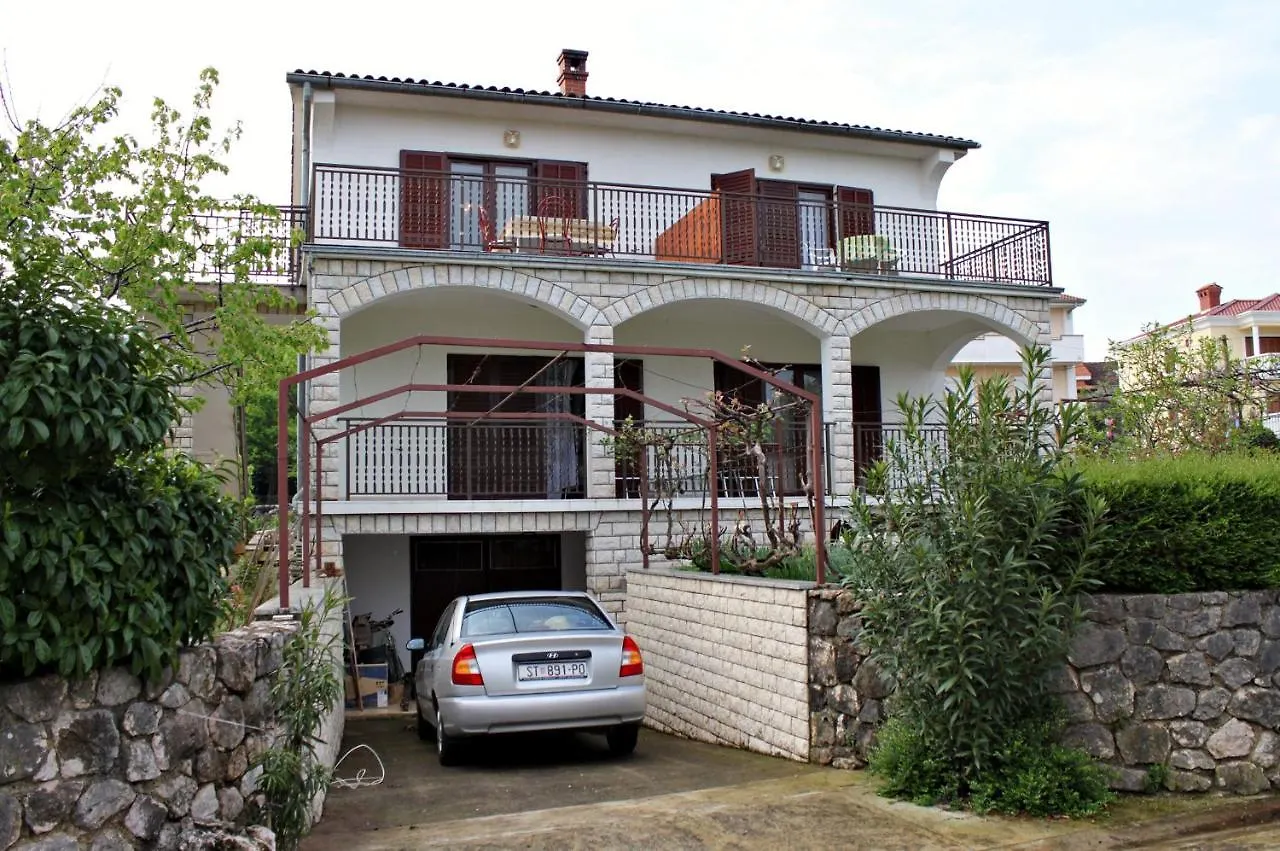 Apartment Malinska 5284A