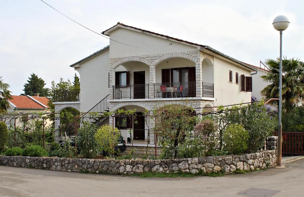 Apartment Malinska 5284A