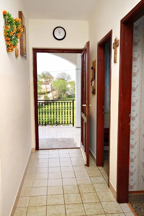 Apartment Malinska 5284A Croatia